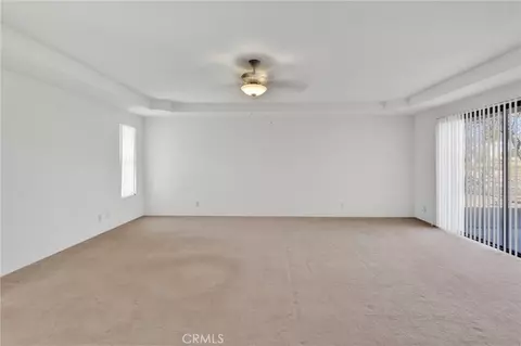Living - 16466 Tude, Apple Valley, CA 92307 photo 12 of 14