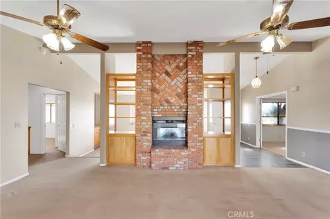Living - 16466 Tude, Apple Valley, CA 92307 photo 10 of 14