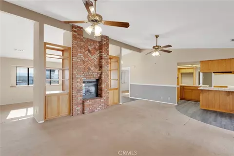 Living - 16466 Tude, Apple Valley, CA 92307 photo 9 of 14