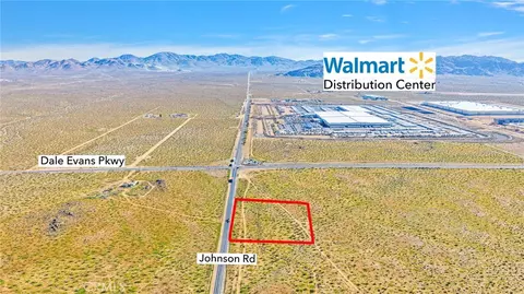 1 Johnson Rd, Apple Valley, CA 92307 photo 5