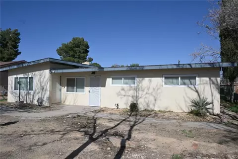 16300 Live Oak, Hesperia, CA 92345 photo 2