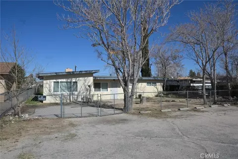 16300 Live Oak, Hesperia, CA 92345 photo 3