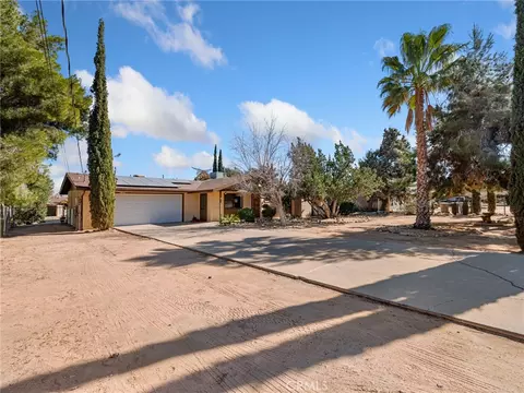 7485 Glider Ave, Hesperia, CA 92345