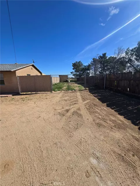 Exterior - 36827 Hidden Riv, Hinkley, CA 92347 photo 2 of 7