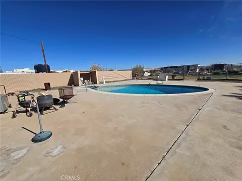 Exterior - 36827 Hidden Riv, Hinkley, CA 92347 photo 6 of 7