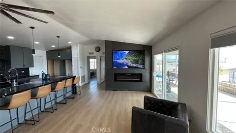 195 Thunderhead, Needles, CA 92363 photo 5