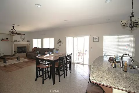 Dining - 924 Condor, Barstow, CA 92311 photo 1 of 1