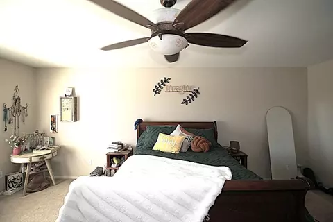 Bedroom - 924 Condor, Barstow, CA 92311 photo 5 of 7