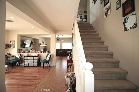 Entry Way - 924 Condor, Barstow, CA 92311 photo 4 of 9
