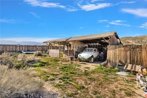 Exterior - 11805 Cove, Lucerne Valley, CA 92356 photo 5 of 11