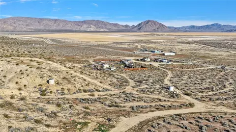 View/Area - 11805 Cove, Lucerne Valley, CA 92356 photo 7 of 7