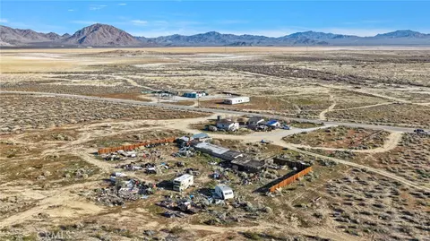View/Area - 11805 Cove, Lucerne Valley, CA 92356 photo 5 of 7
