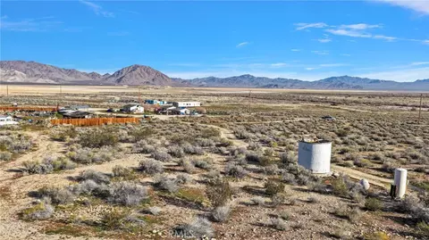 View/Area - 11805 Cove, Lucerne Valley, CA 92356 photo 6 of 7