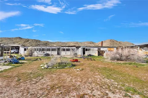 Exterior - 11805 Cove, Lucerne Valley, CA 92356 photo 4 of 11