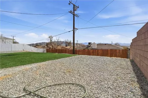 Exterior - 23921 S Apple, Valley, CA 92307 photo 12 of 14