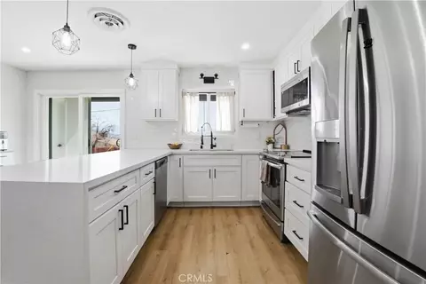 Kitchen - 23921 S Apple, Valley, CA 92307 photo 7 of 7