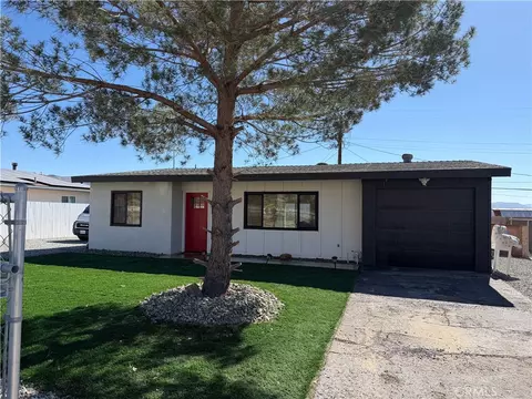 23921 S Apple, Valley, CA 92307