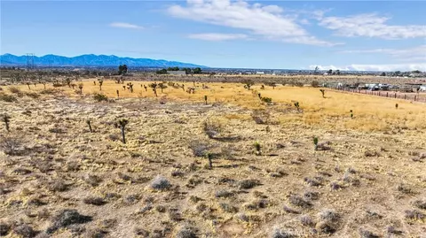11 Juniper St, Apple Valley, CA 92307 photo 9