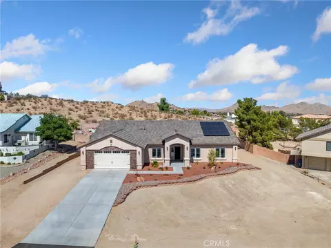 16465 Koda Rd, Apple Valley, CA 92307