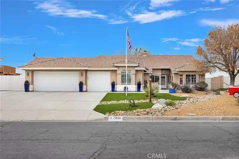 12840 Mar Vista Dr, Apple Valley, CA 92308