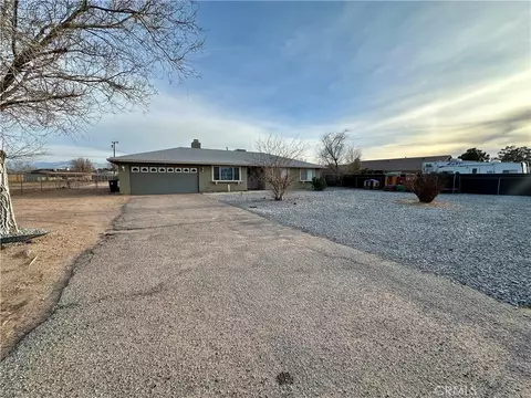 14783 Tonikan Ln, Apple Valley, CA 92307