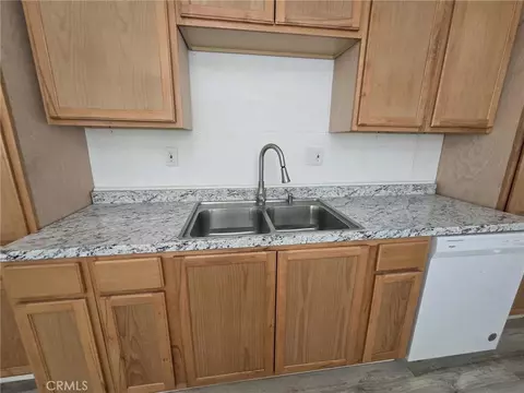 Kitchen - 1901 Vineyard, Barstow, CA 92311 photo 1 of 1