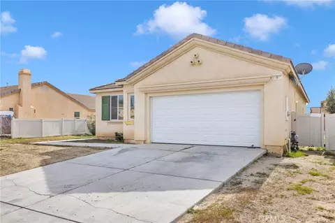 11843 Desert Gln, Adelanto, CA 92301