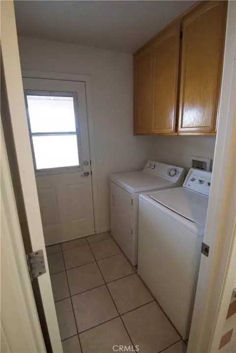 Other - 17482 Walnut, Hesperia, CA 92345 photo 2 of 6