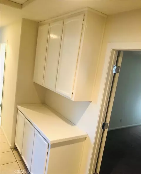 Entry Way - 17482 Walnut, Hesperia, CA 92345 photo 1 of 3