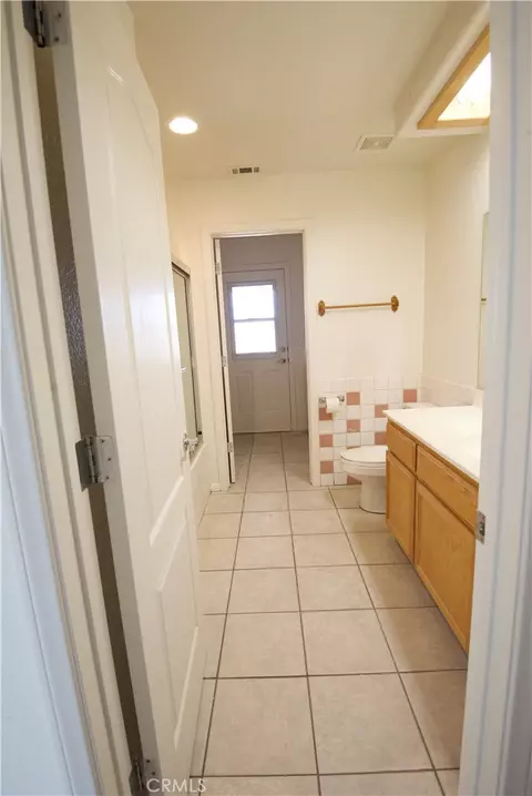 Bath - 17482 Walnut, Hesperia, CA 92345 photo 2 of 3
