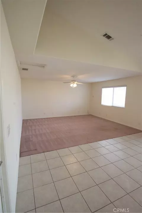 Living - 17482 Walnut, Hesperia, CA 92345 photo 2 of 3