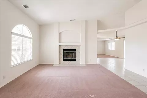 Living - 17482 Walnut, Hesperia, CA 92345 photo 1 of 1