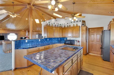Kitchen - 10328 El Centro, Oak Hills, CA 92344 photo 3 of 5