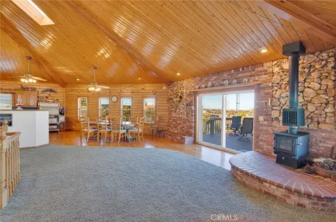 Dining - 10328 El Centro, Oak Hills, CA 92344 photo 1 of 2