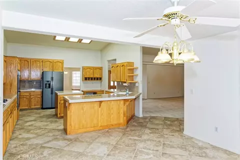 Kitchen - 13311 Choco, Apple Valley, CA 92308 photo 4 of 5