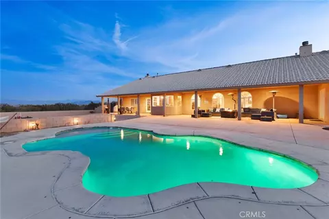 12290 Larch Rd, Oak Hills, CA 92344
