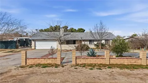 15572 Riverside St, Hesperia, CA 92345