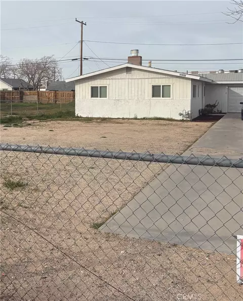 Other - 16366 Walnut, Hesperia, CA 92345 photo 2 of 24