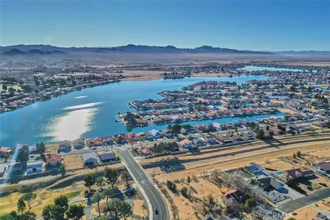 15224 Tournament Dr, Helendale, CA 92342 photo 9