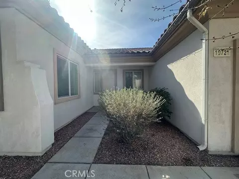 Exterior - 19721 Chicory Ct, Apple Valley, CA 92308 photo 3 of 11