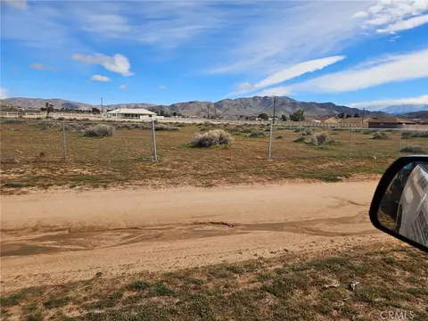 3 Candlewood, Apple Valley, CA 92307