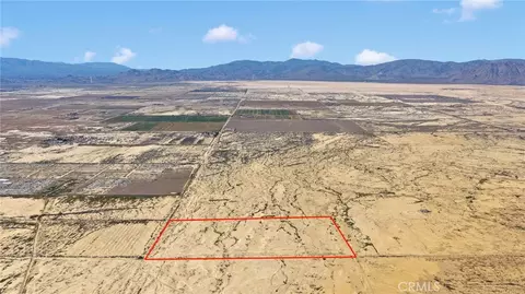 0 Fairlane Rd, Lucerne Valley, CA 92356