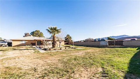 Exterior - 22993 Eyota, Apple Valley, CA 92308 photo 7 of 10