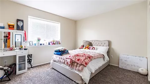 Bedroom - 22993 Eyota, Apple Valley, CA 92308 photo 4 of 7