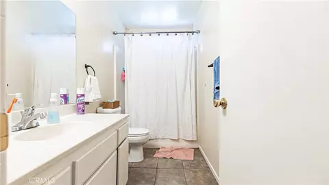 Bath - 22993 Eyota, Apple Valley, CA 92308 photo 1 of 3