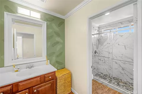 Bath - 14068 Gold St, Hesperia, CA 92344 photo 4 of 4