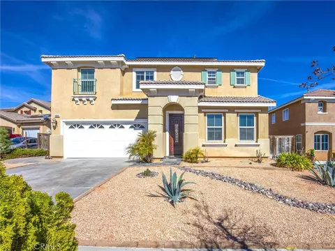 Exterior - 14068 Gold St, Hesperia, CA 92344 photo 2 of 13