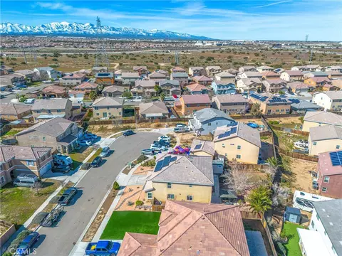 View/Area - 14068 Gold St, Hesperia, CA 92344 photo 8 of 12