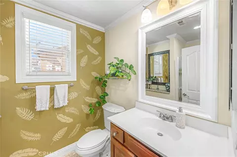 Bath - 14068 Gold St, Hesperia, CA 92344 photo 1 of 4