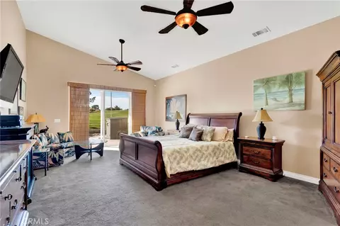 Bedroom - 15005 Tournament, Helendale, CA 92342 photo 5 of 7